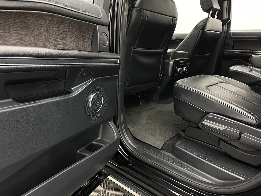 Used 2020 Black Ford Limited image 44