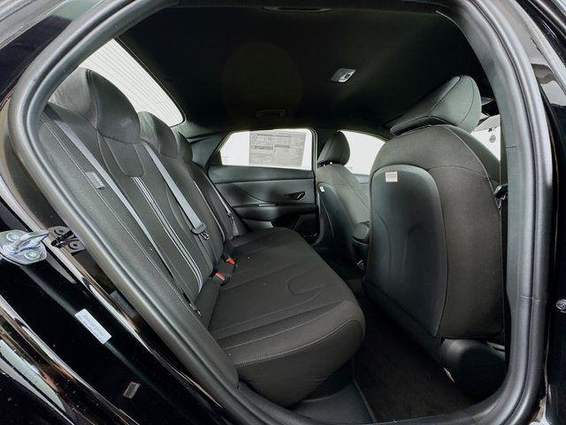New 2025 Black Hyundai SEL Sport image 40