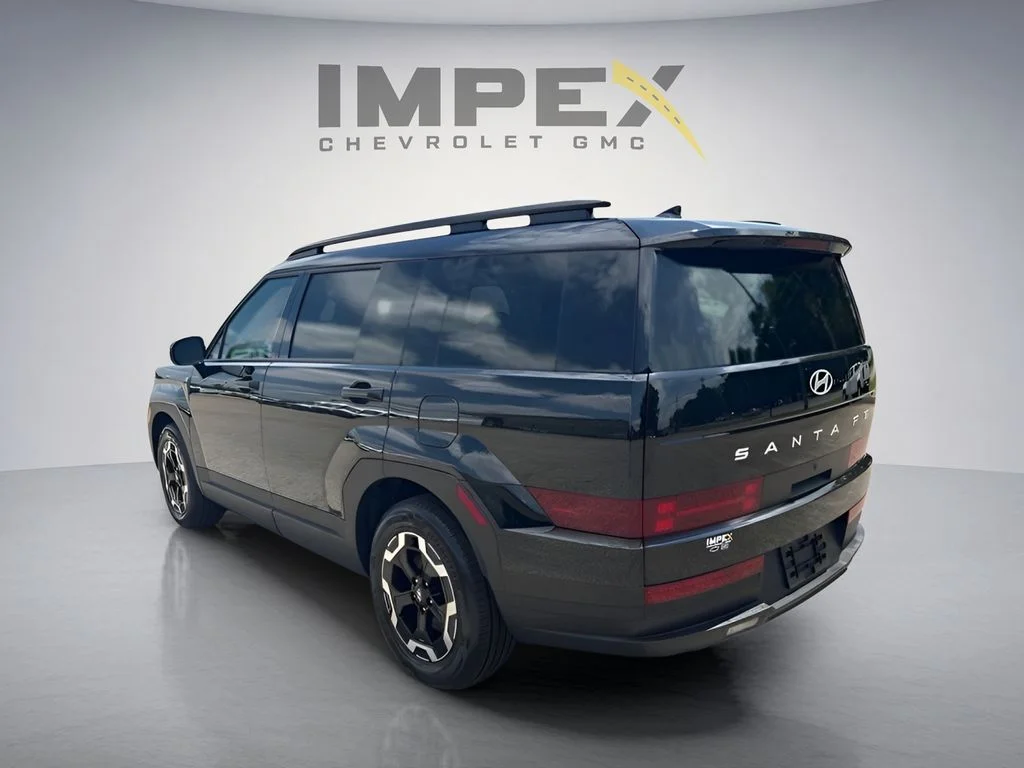 Used 2026 Black Hyundai SEL image 3