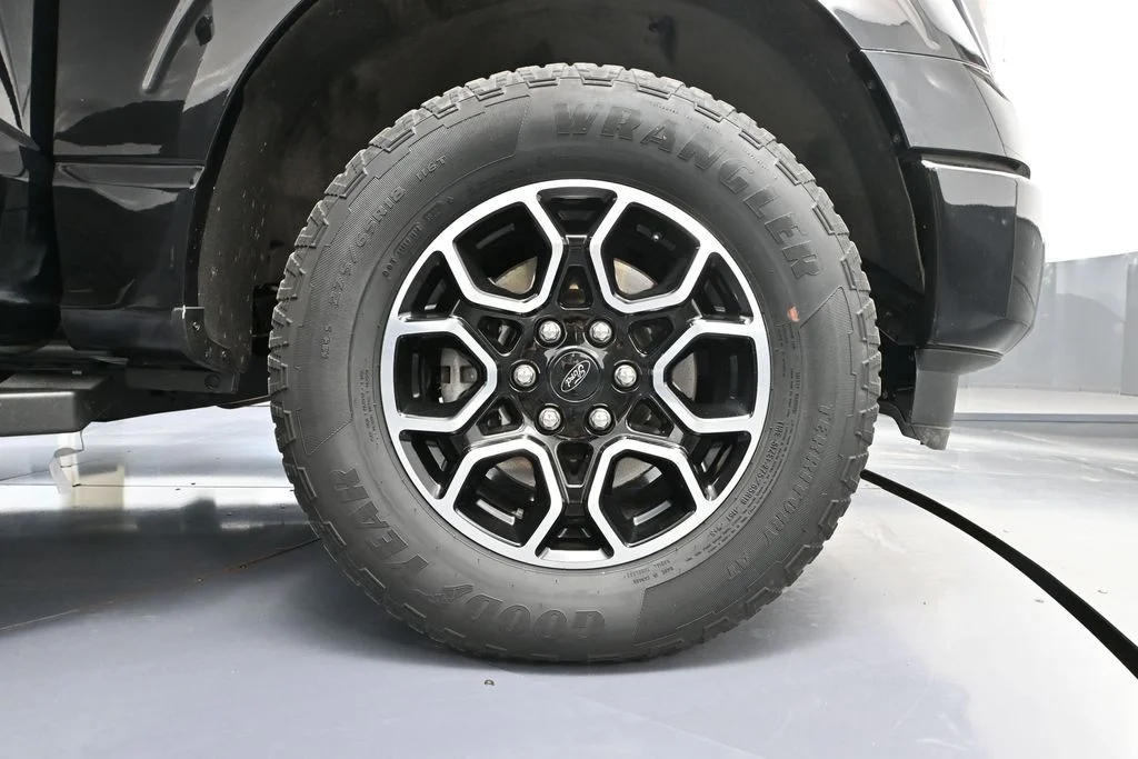 2023 Ford F-150 XLT - Photo 17