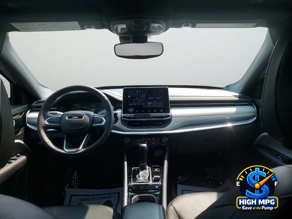 2025 Jeep Compass Limited - Photo 29