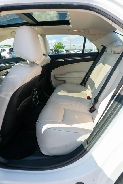 Used 2018 White Chrysler Limited image 11