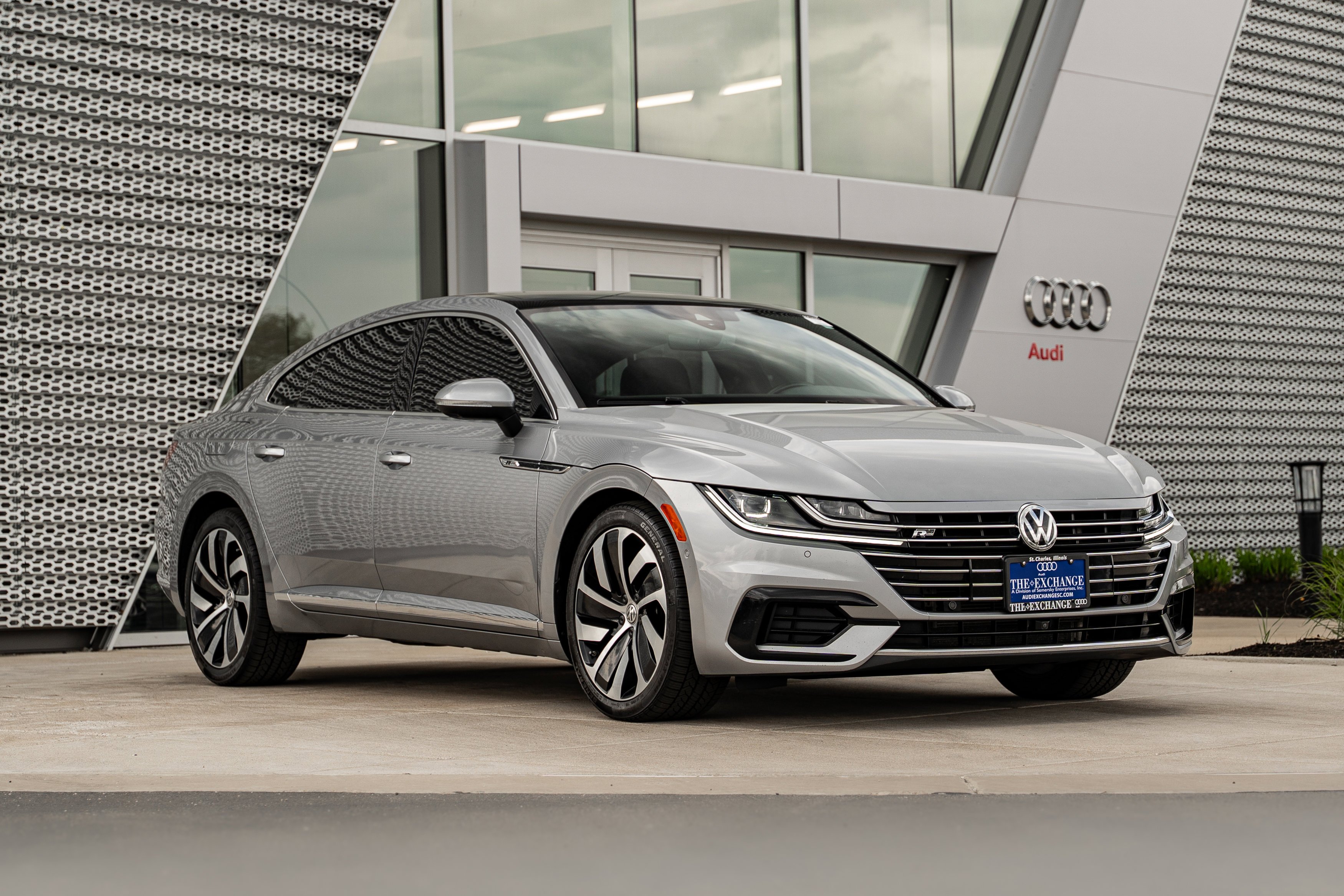 2019 Volkswagen Arteon SEL Premium R-Line with 4Motion's photo
