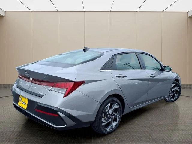 Used 2025 Silver Hyundai Limited image 8
