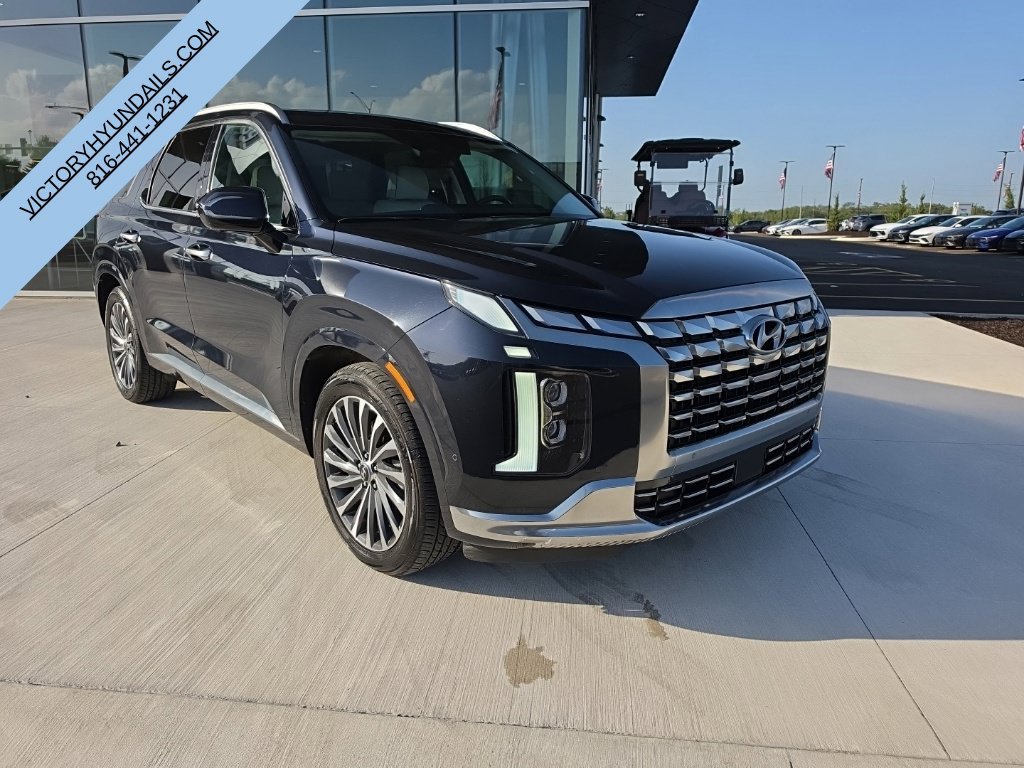 Used 2025 White Hyundai Calligraphy image 8