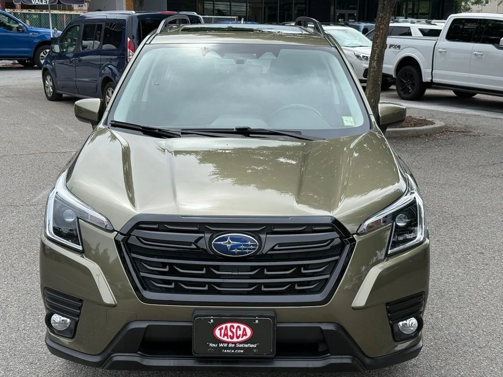 Used 2023 Brown Subaru Premium image 2