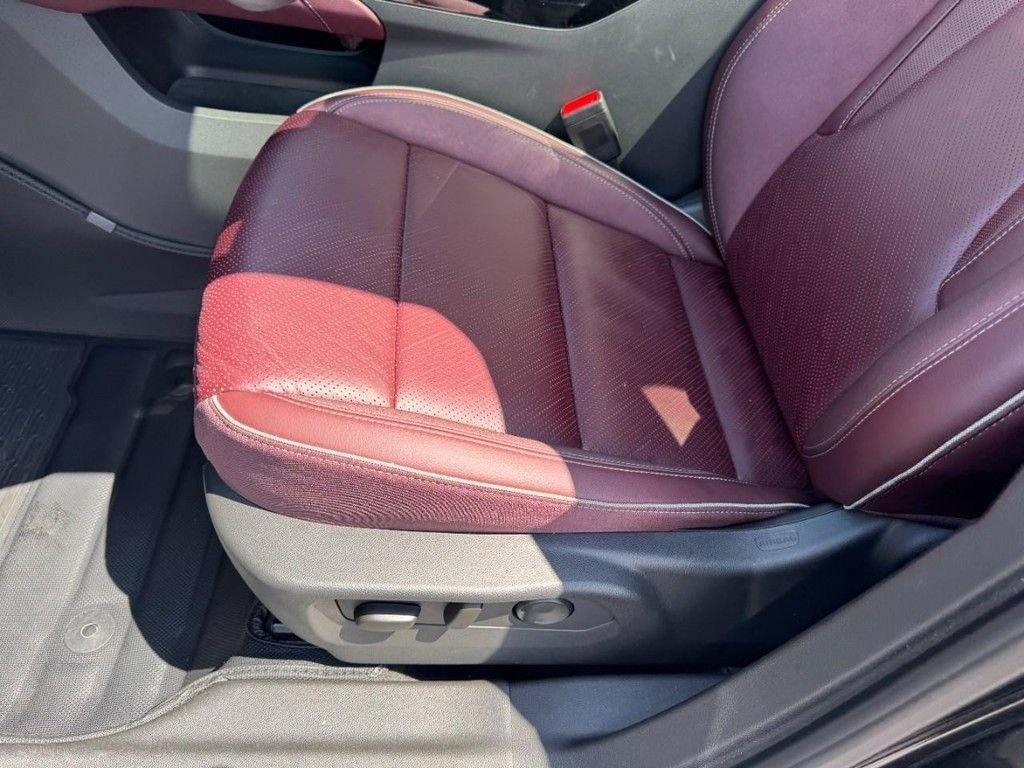 Used 2025 Ebony Twilight Metallic Buick Sport Touring image 15
