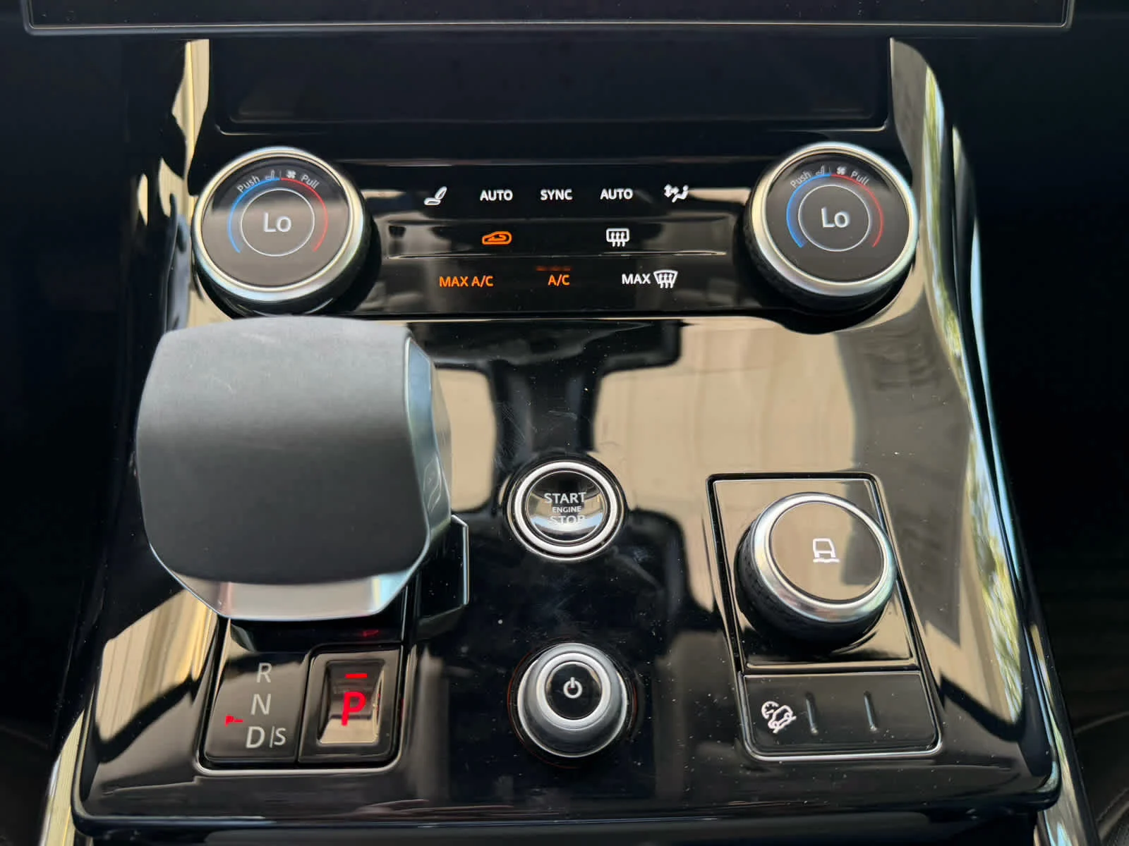 Certified Used 2023 Santorini Black Metallic Land Rover SE image 20