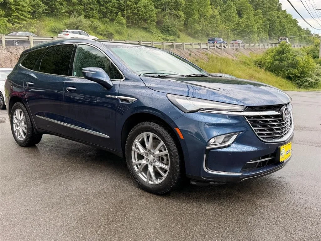 Used 2022 Blue Buick Essence image 17