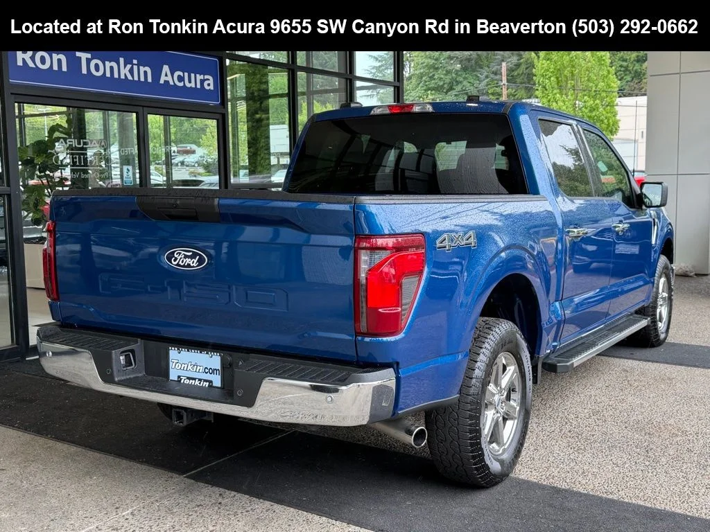 Used 2025 Atlas Blue Metallic Ford XLT image 7