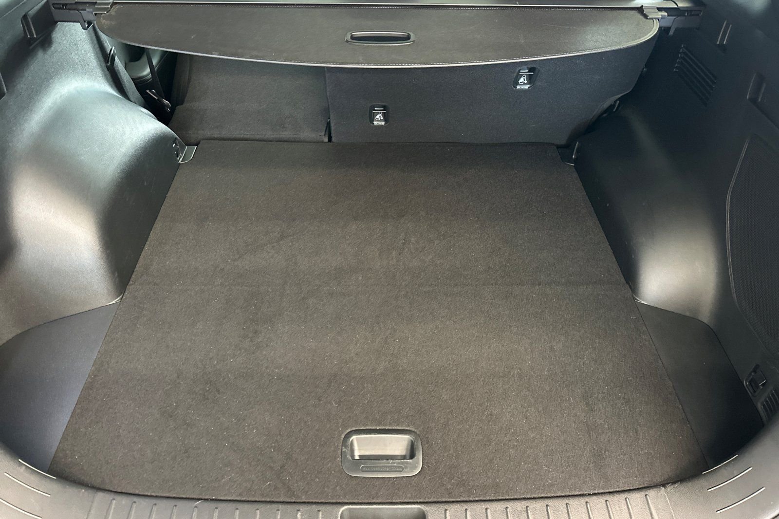 Certified Used 2025 Gray Kia X-Line Prestige image 17