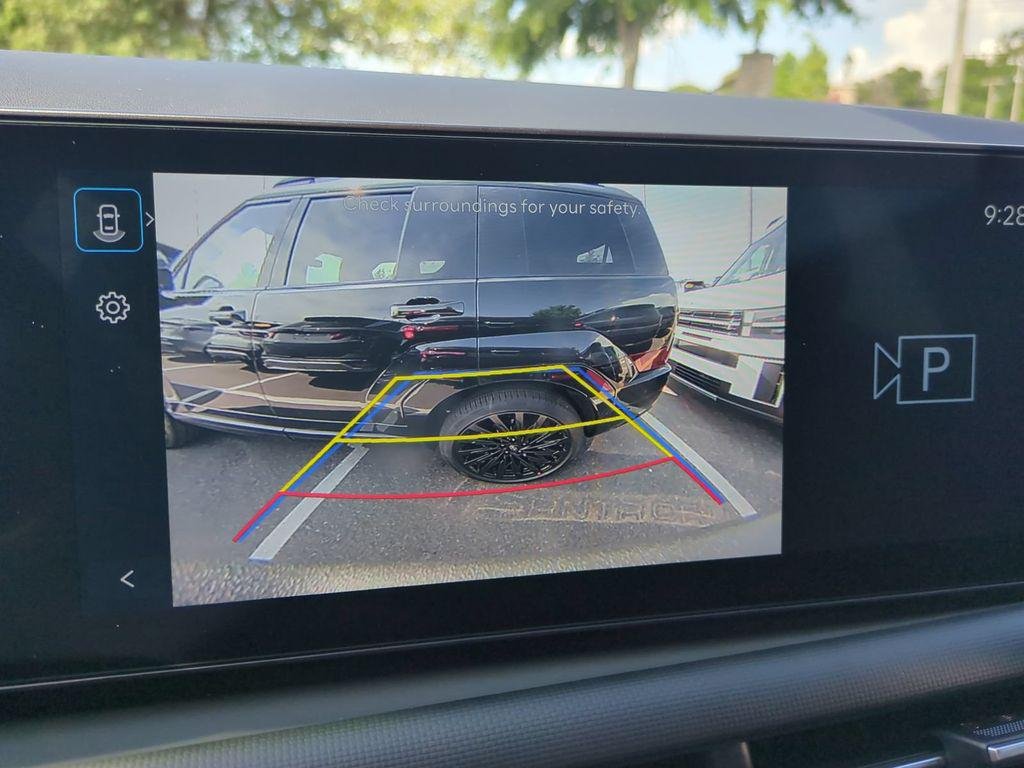 New 2027 Black Hyundai SE FWD image 24
