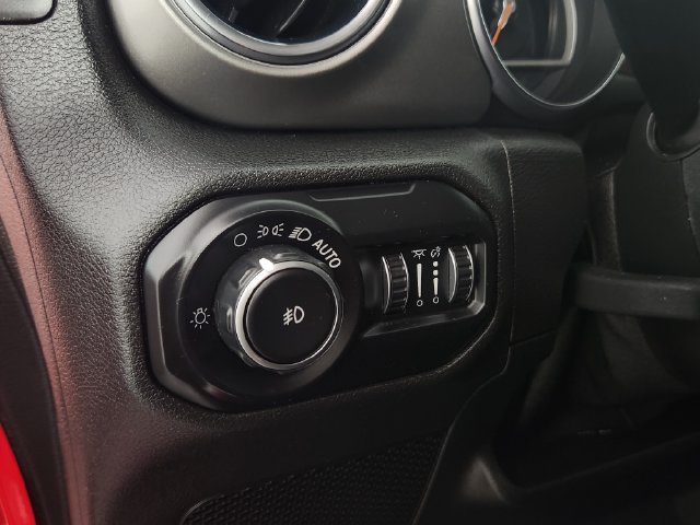 2020 Jeep Wrangler Unlimited Sahara - Photo 20