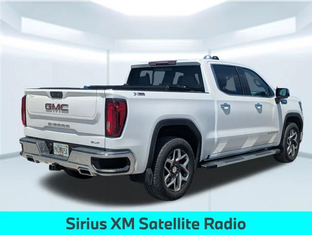 Used 2023 White GMC SLT image 6