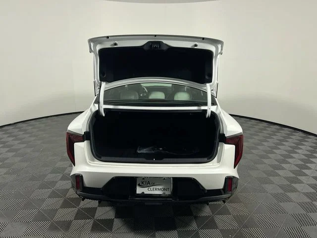 New 2026 Snow White Pearl Kia GT-Line image 34