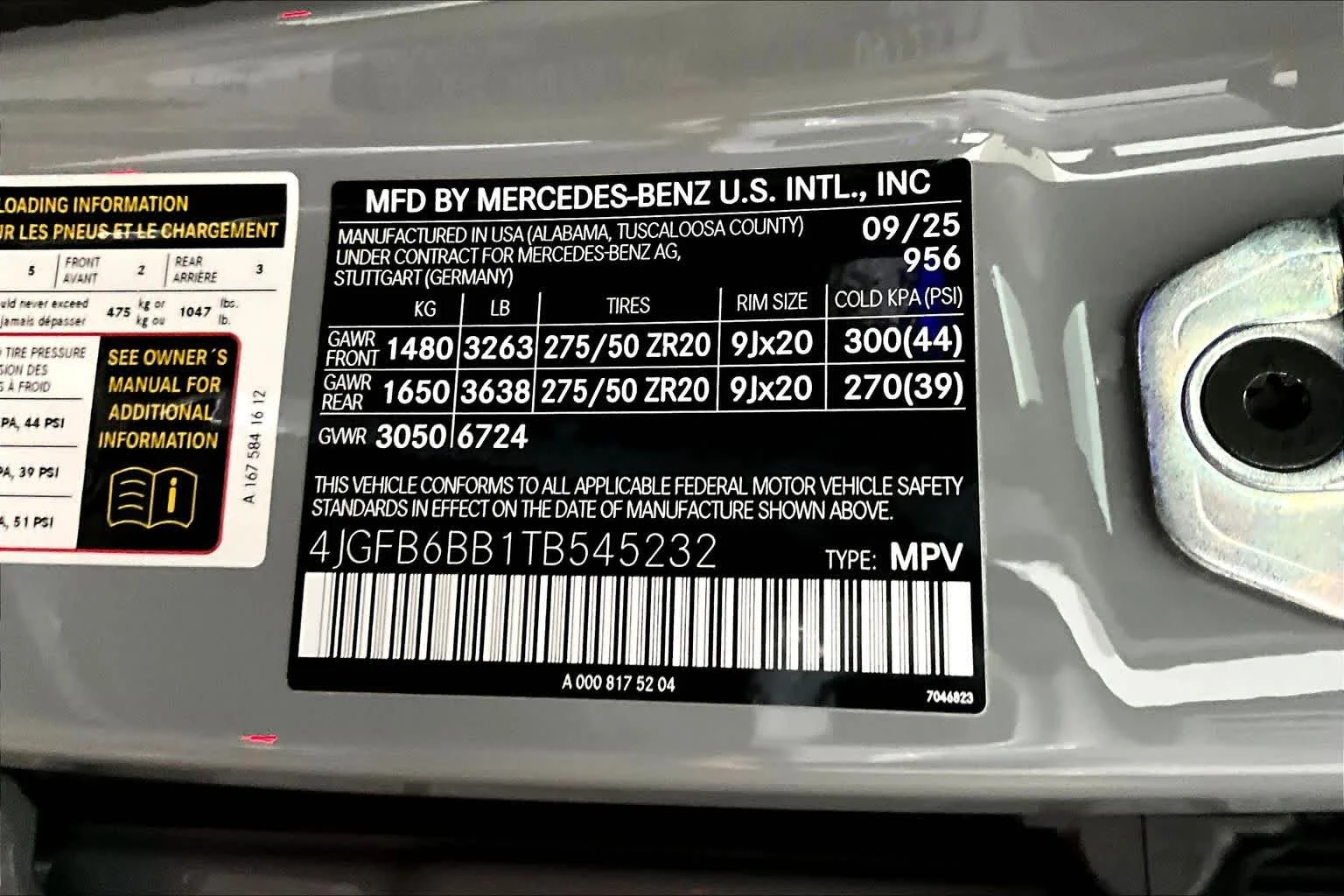 New 2026 MANUFAKTUR Alpine Grey Mercedes-Benz AMG® GLE 53 image 13