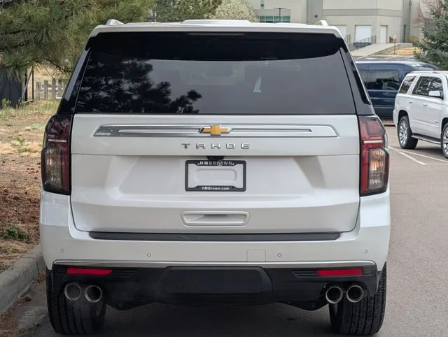 Used 2023 Pearl Chevrolet High Country image 4