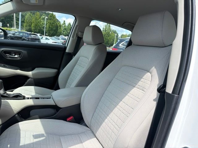 2025 Honda HR-V LX - Photo 13