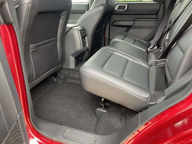 New 2026 Ruby Red Metallic Tinted Clearcoat Ford Outer Banks image 8