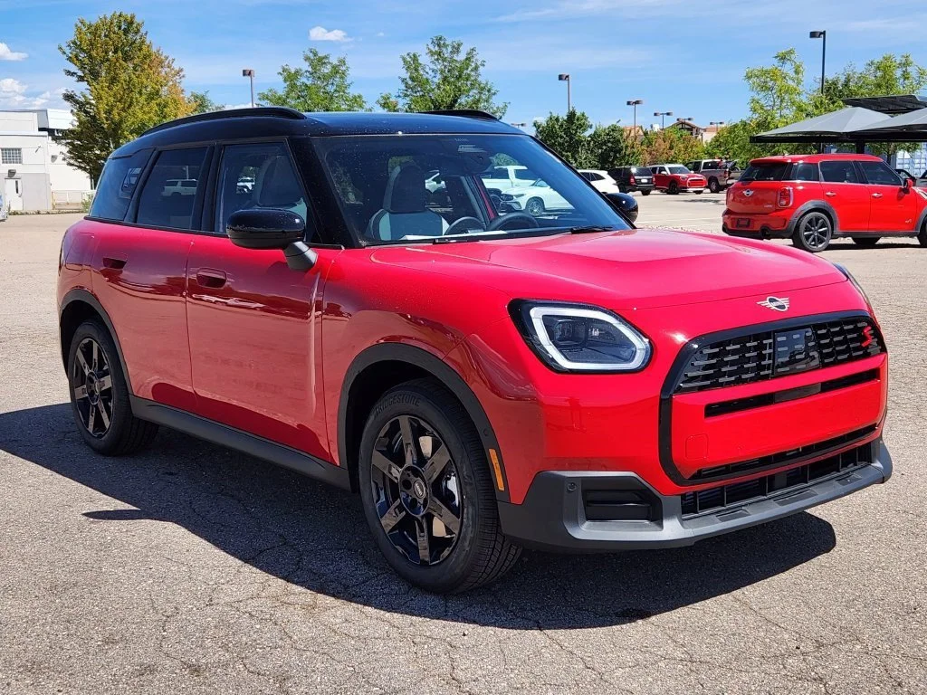 Used 2027 Chili Red MINI S Oxford Edition image 5