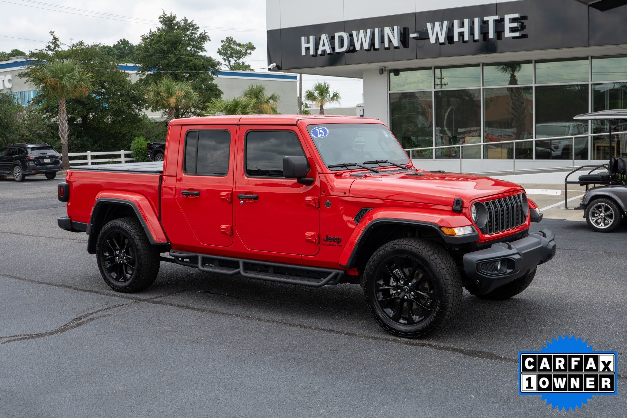 Used 2025 Firecracker Red Clearcoat Jeep Nighthawk image 1