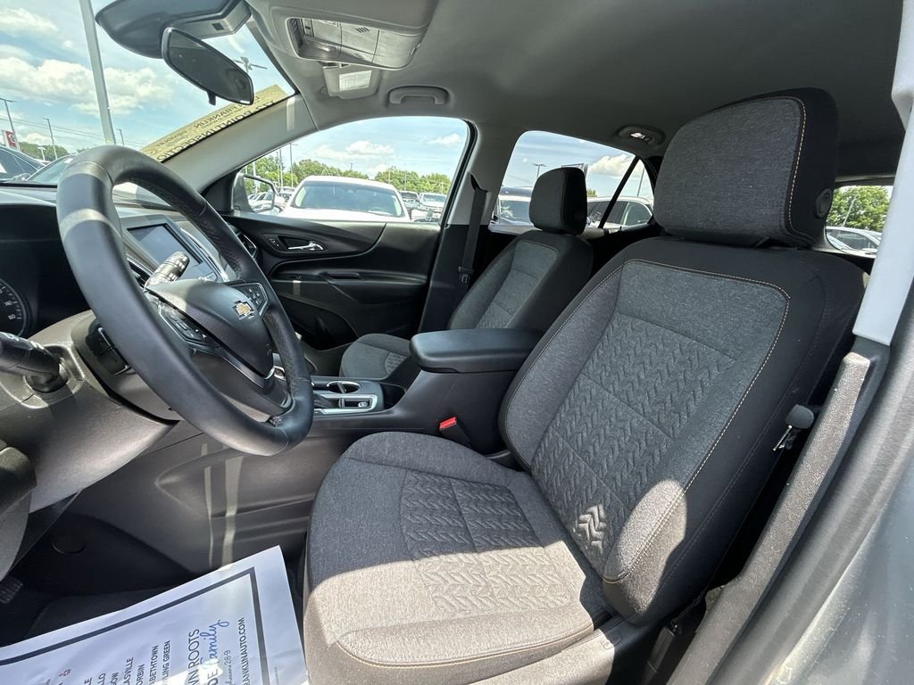 Used 2024 Gray Chevrolet LT image 17