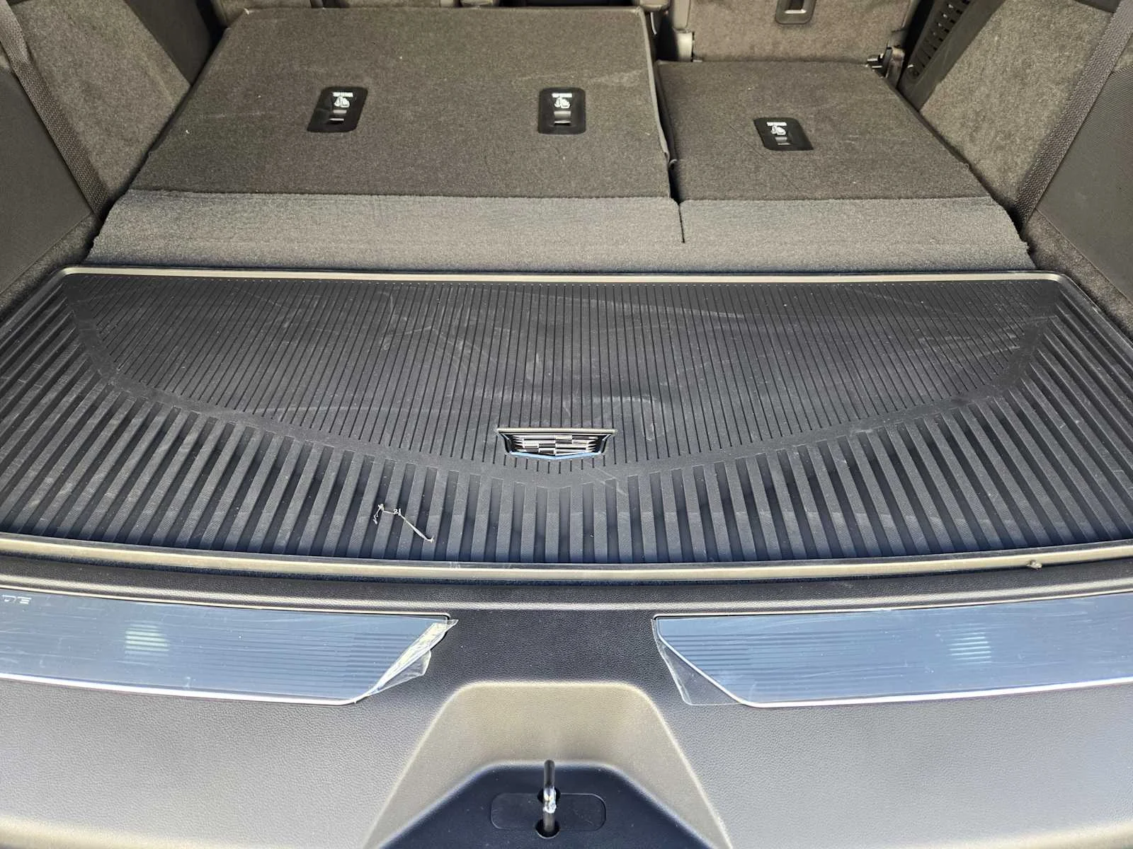 2026 Cadillac Escalade Luxury - Photo 23