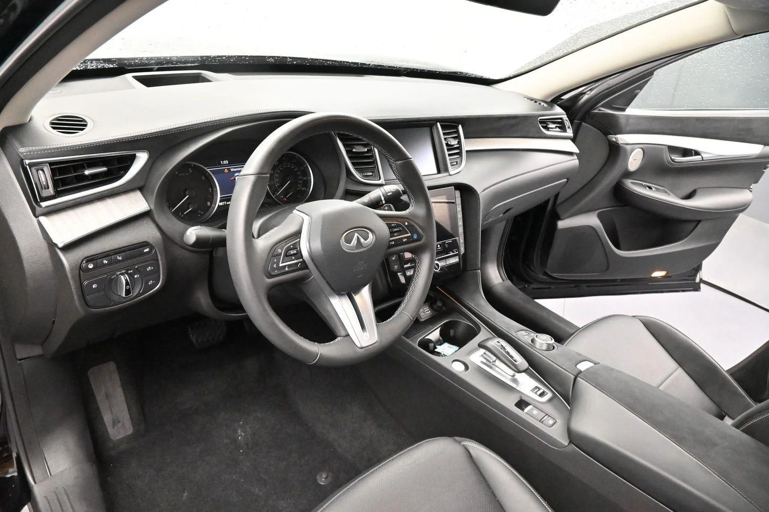 Used 2024 Black Obsidian INFINITI SENSORY image 17