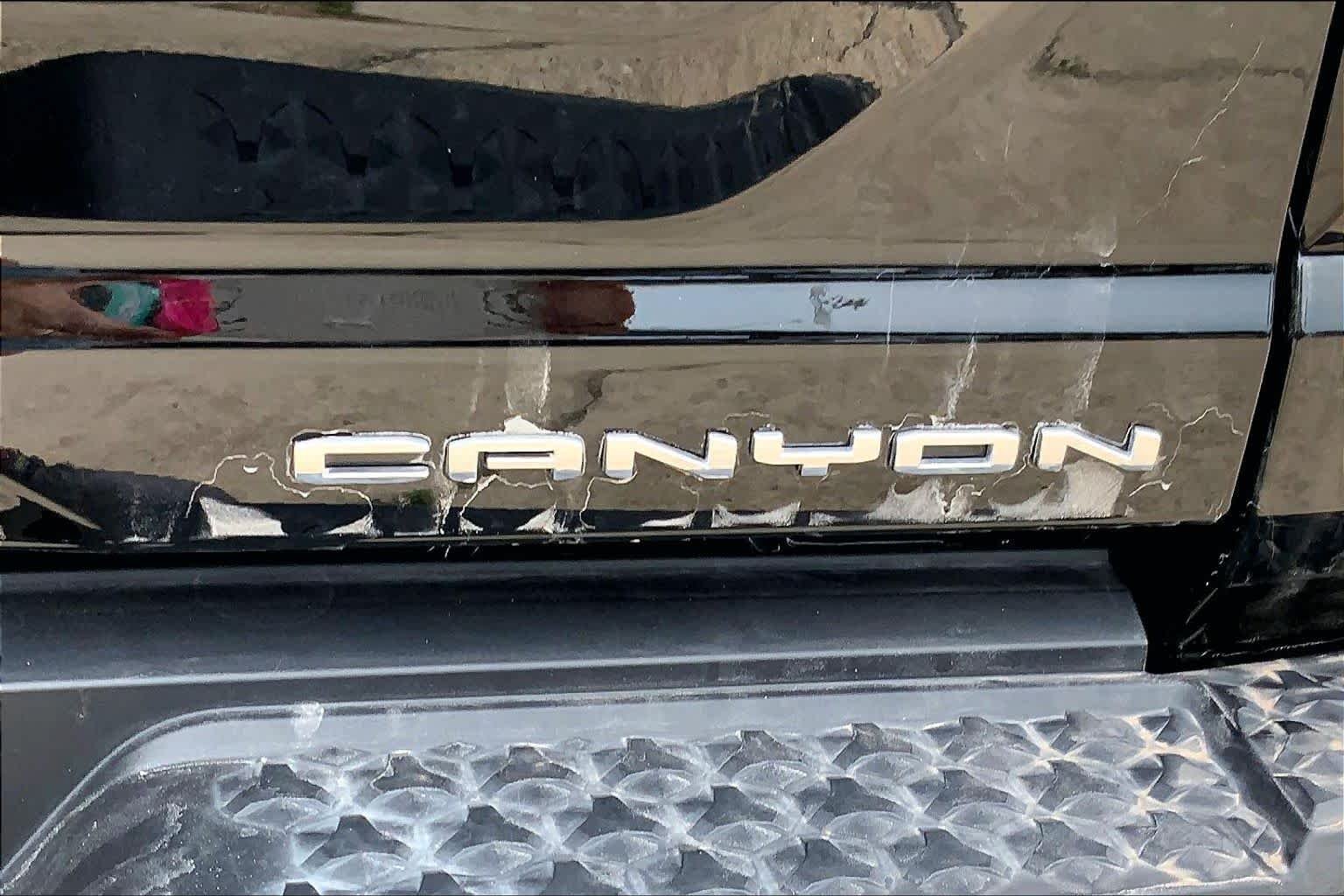 Used 2026 Onyx Black GMC 4WD Denali image 29