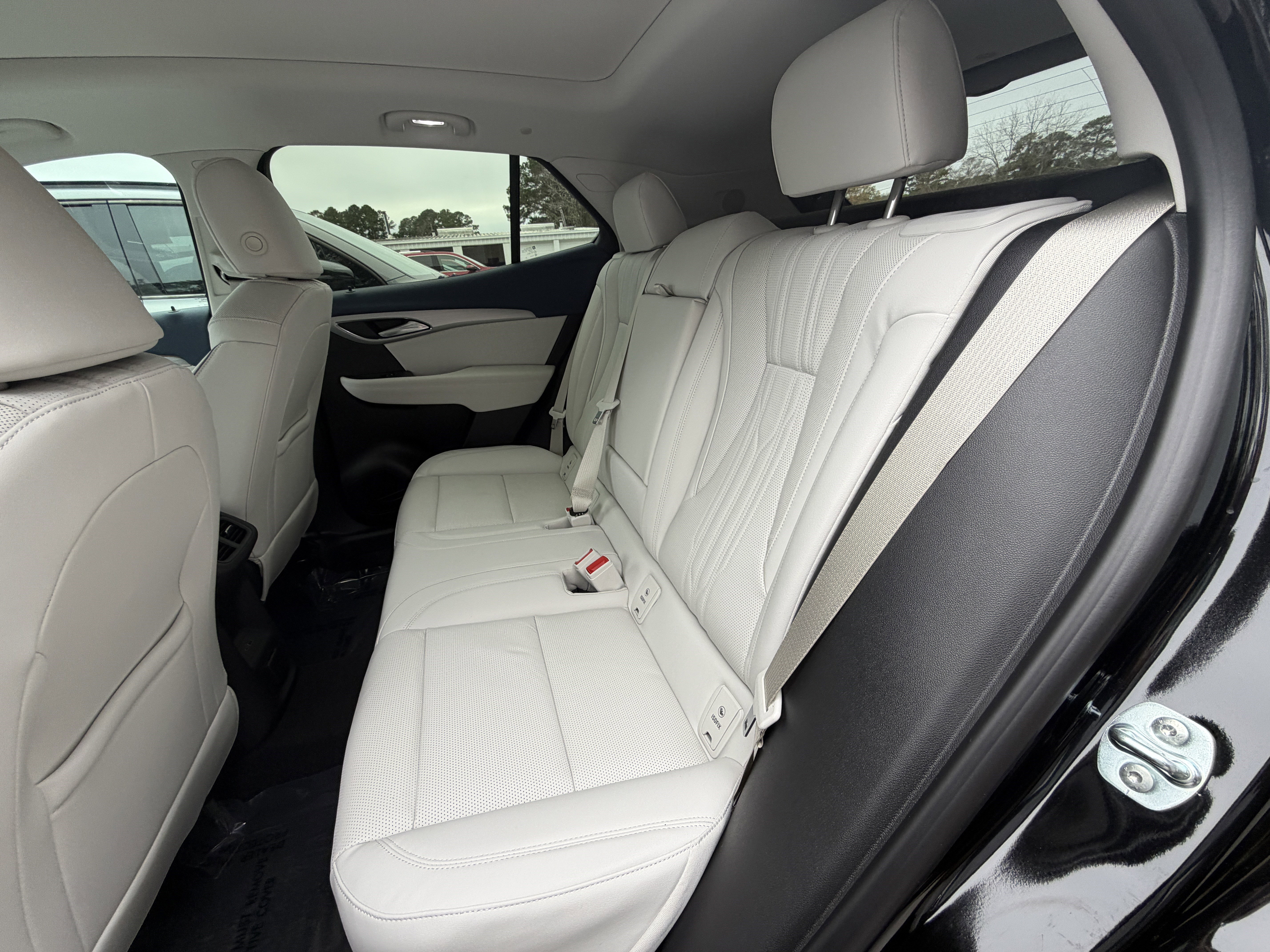 2026 Buick Envision Avenir - Photo 18