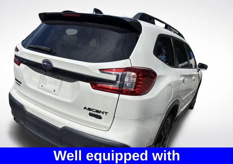 Used 2023 White Subaru Onyx Edition image 3