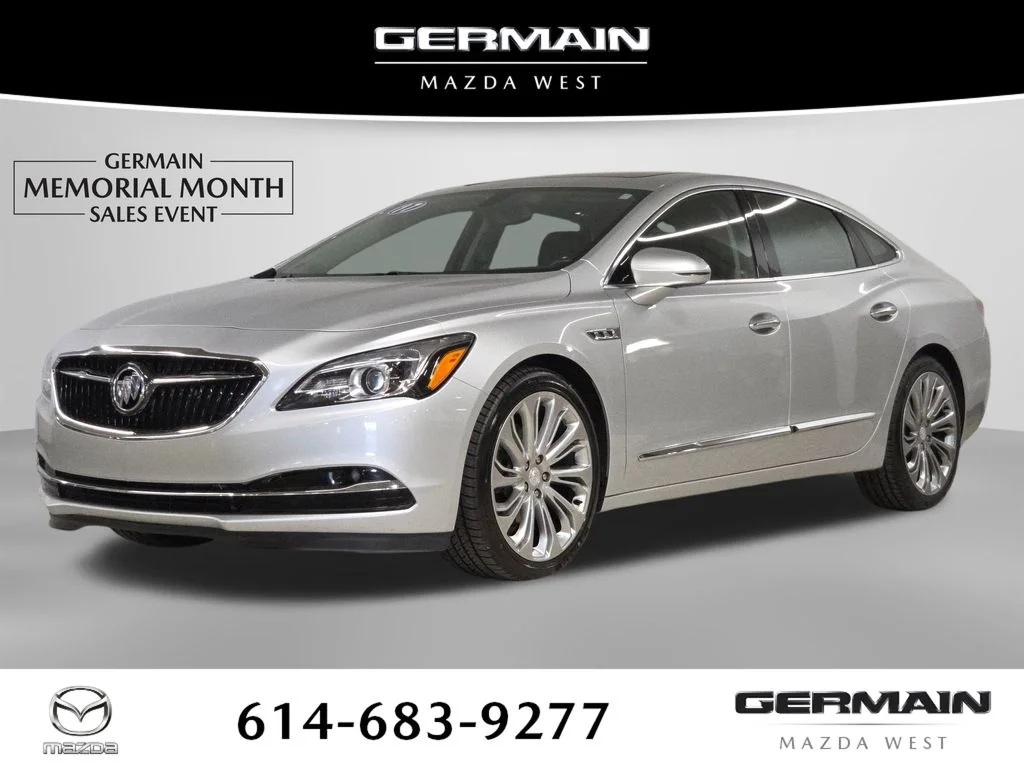 2017 Buick LaCrosse Essence's photo