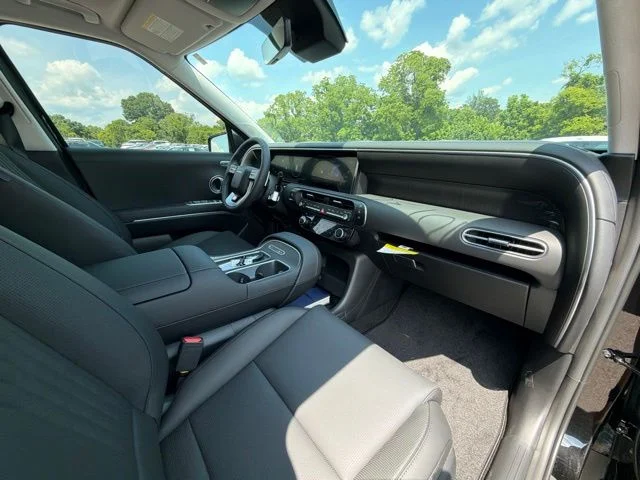 New 2026 Abyss Black Pearl Hyundai SEL Premium image 12