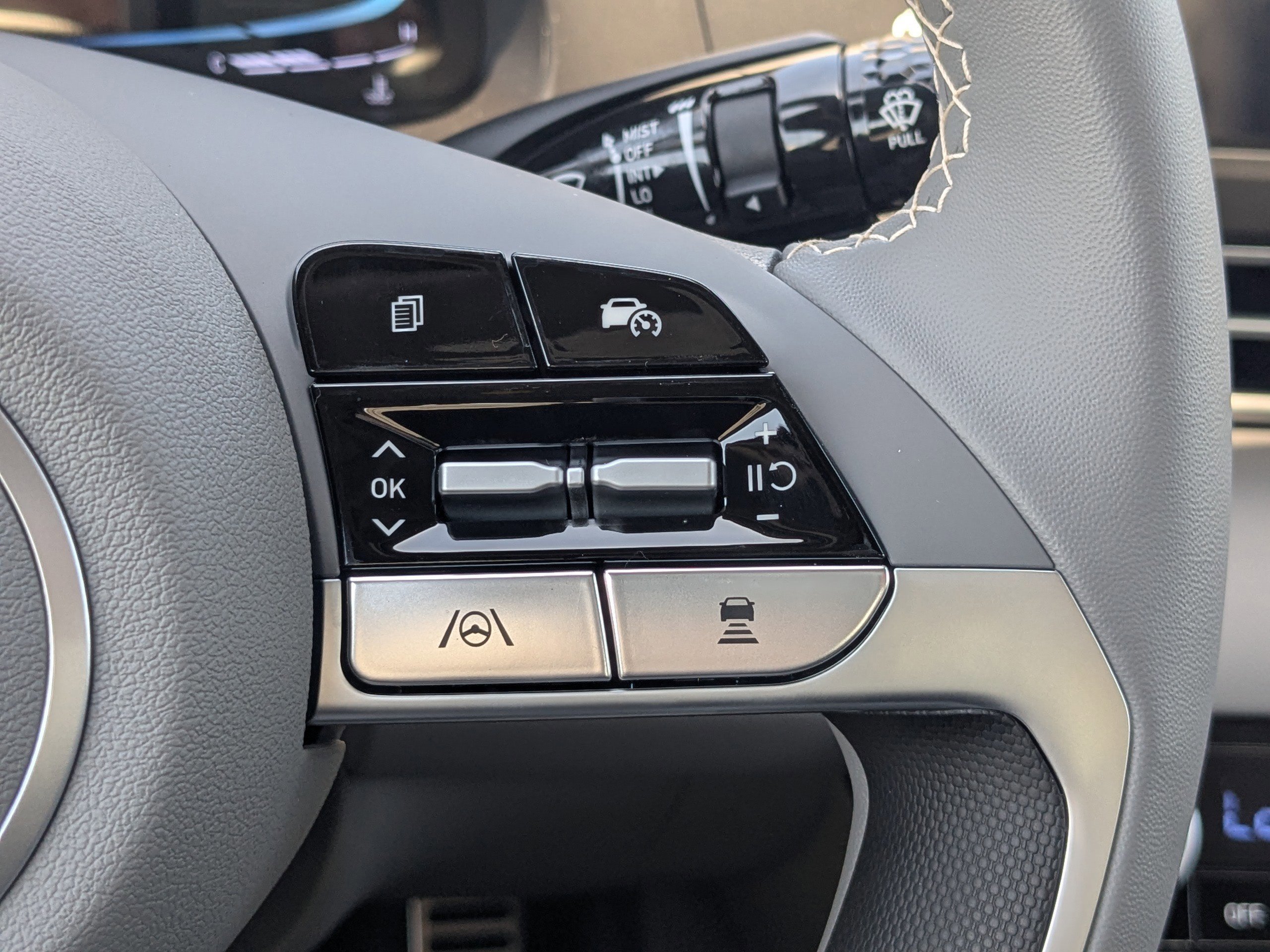 New 2026 Ecotronic Gray Hyundai SEL Sport Premium image 30