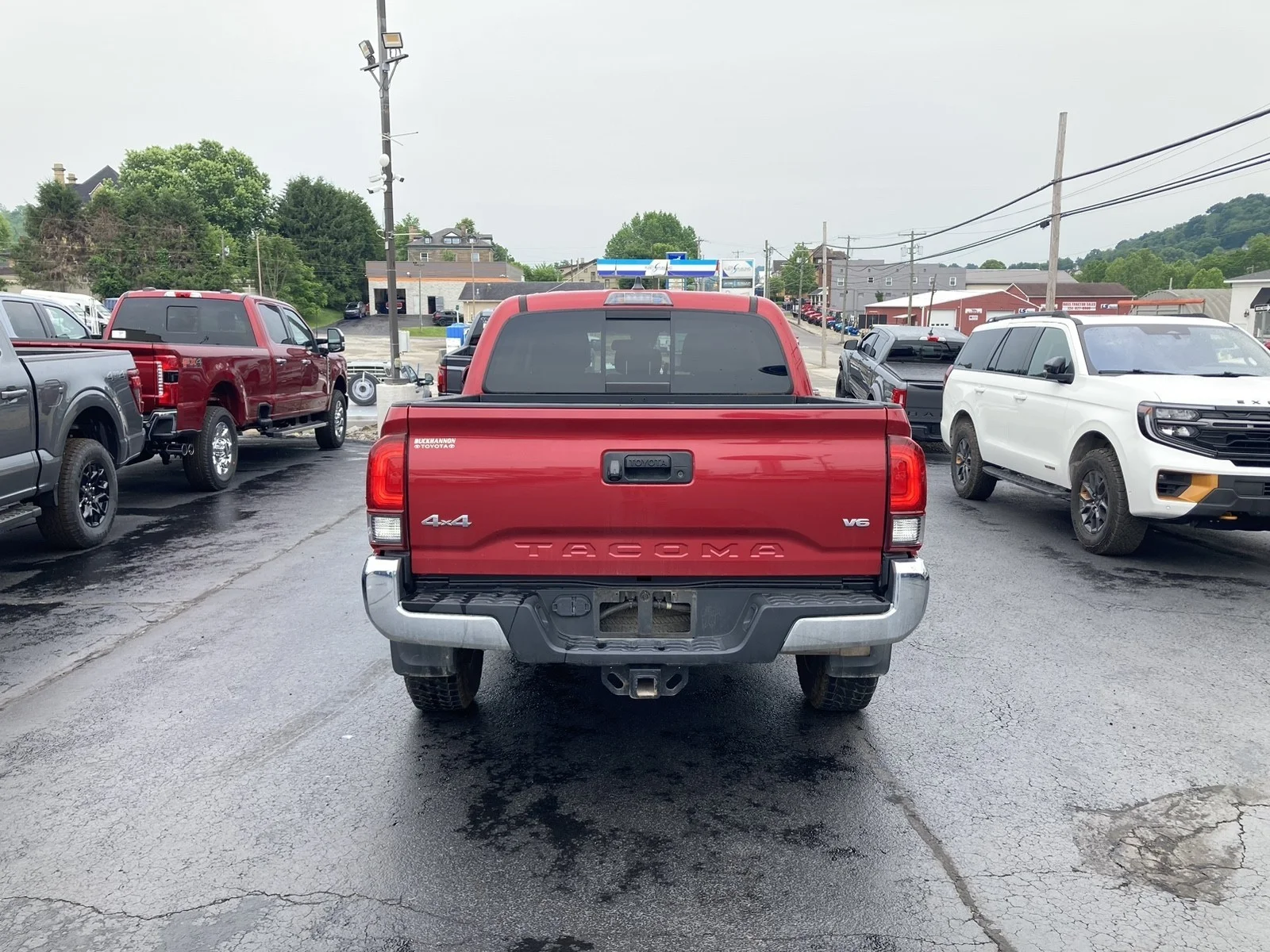 Used 2021 Red Toyota SR image 7