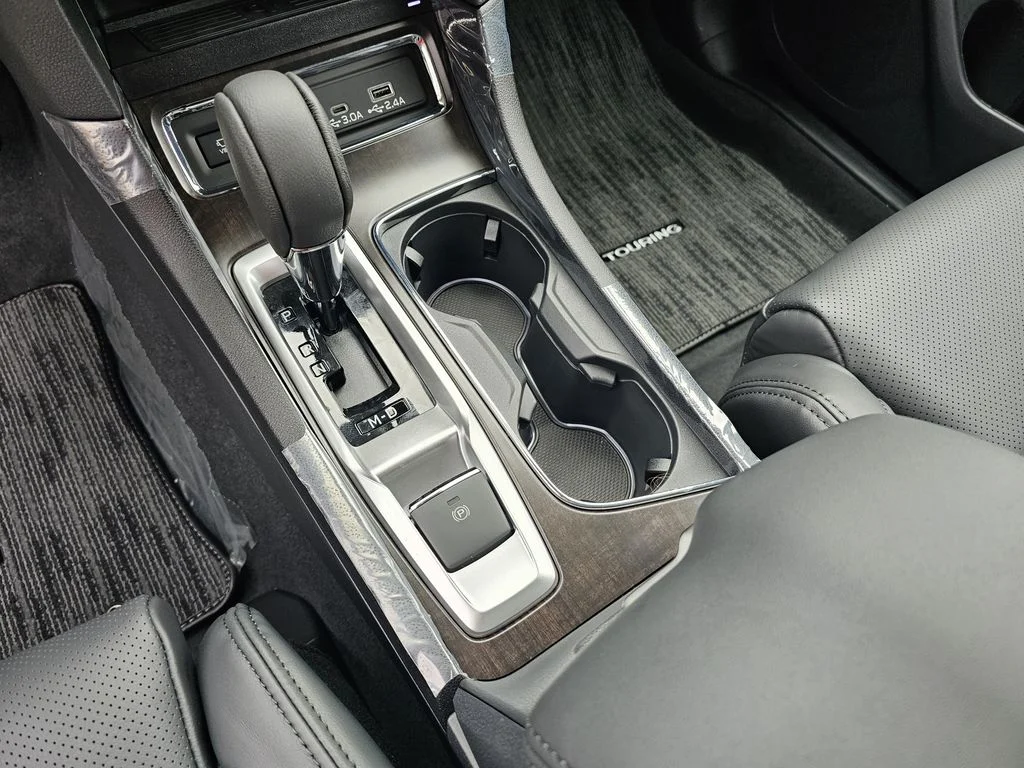 New 2026 MAGNETITE GRAY METALLIC Subaru Touring 7-Passenger image 22