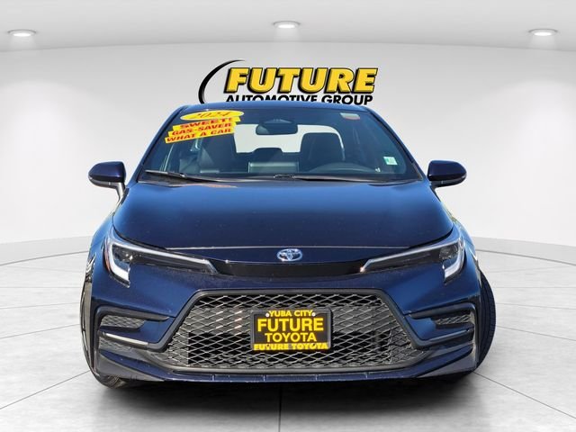 Used 2024  Toyota XSE image 2