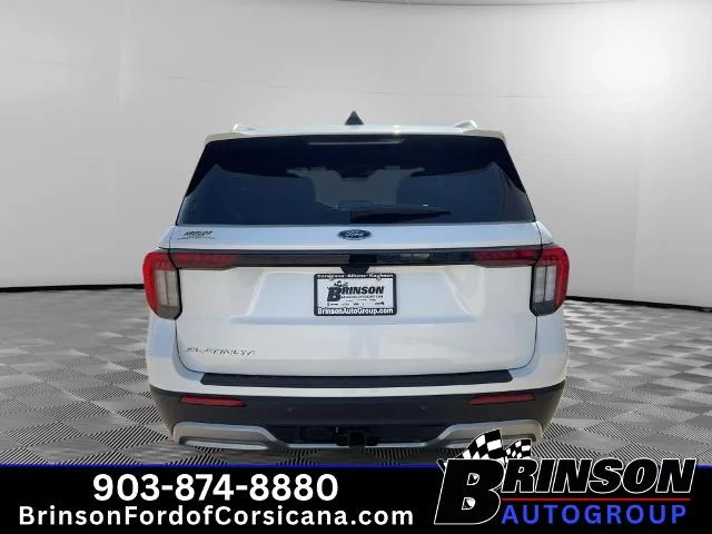 New 2026 Star White Metallic Tri-Coat Ford Platinum™ image 26