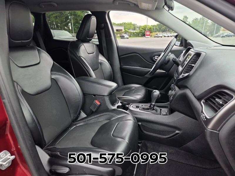 Used 2019 Velvet JEEP LATITUDE PLUS FWD image 16