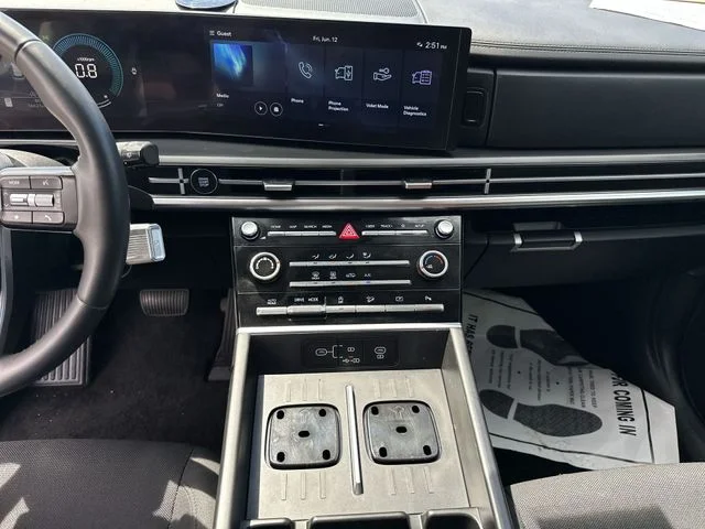 Used 2025 Gray Hyundai SE image 14
