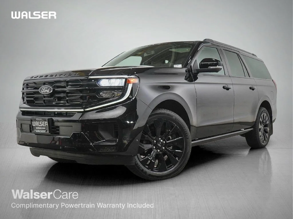 Used 2025 Agate Black Metallic Ford Platinum image 1