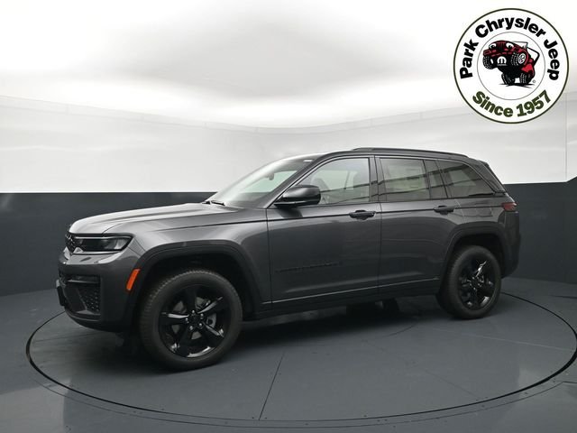 New 2026 Baltic Gray Metallic Clear-Coat Exterior Paint Jeep Limited image 2
