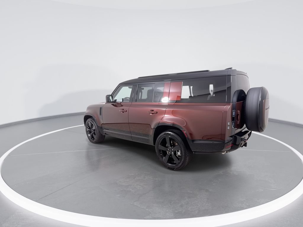 New 2026 Sedona Red Land Rover X-Dynamic SE image 6