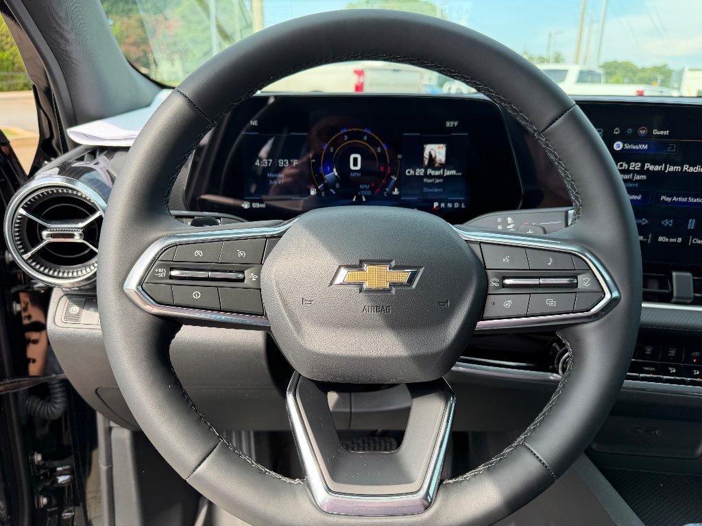 2027 Chevrolet Equinox LT - Photo 25