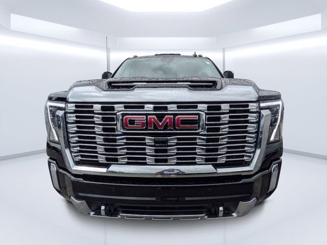 Used 2024 Black GMC Denali image 8