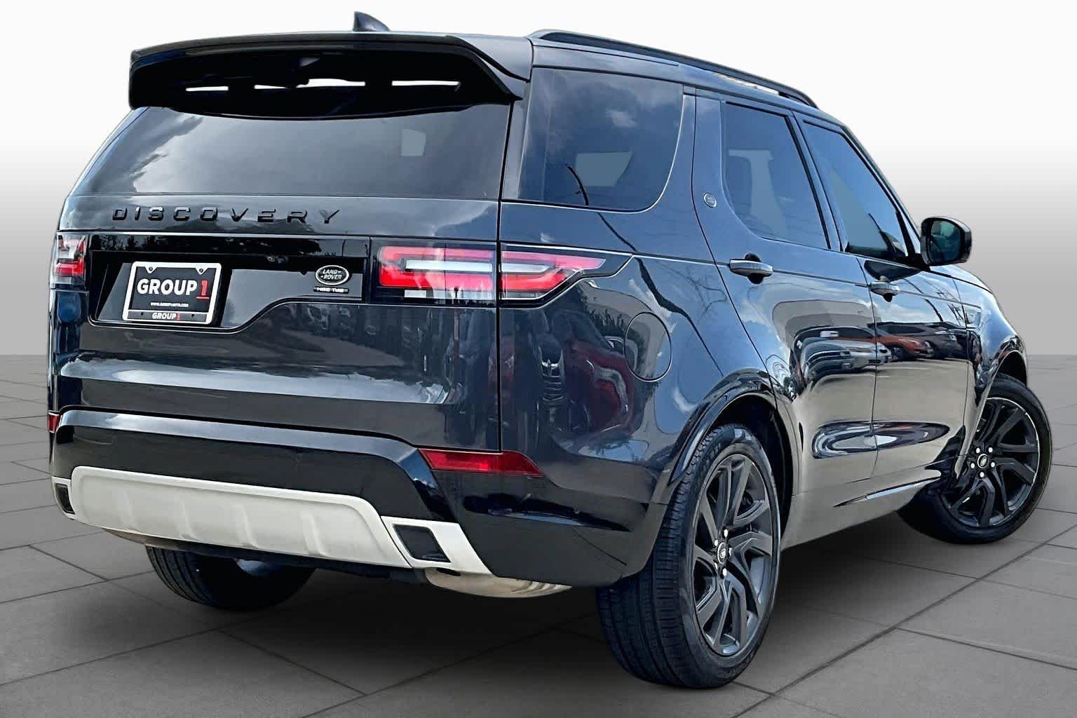 Used 2017 Carpathian Grey Premium Metallic Land Rover HSE Luxury image 13