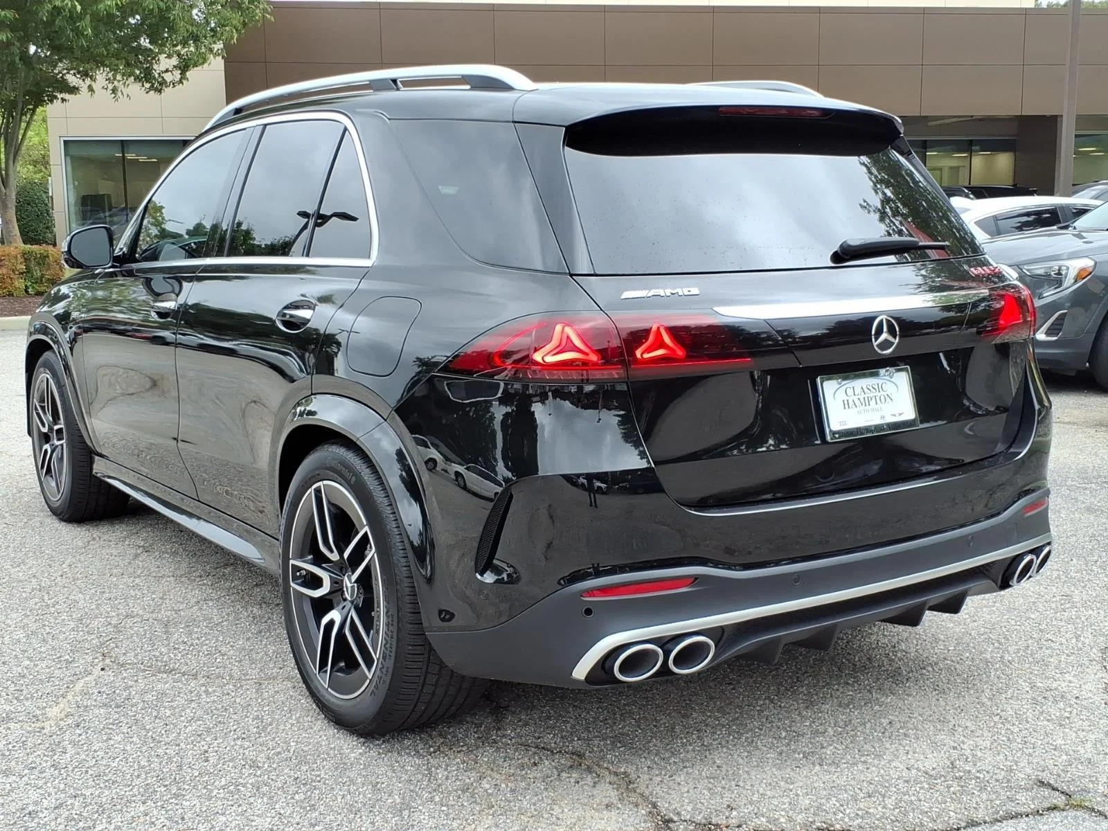 New 2027 BLACK Mercedes-Benz AMG® GLE 53e image 10