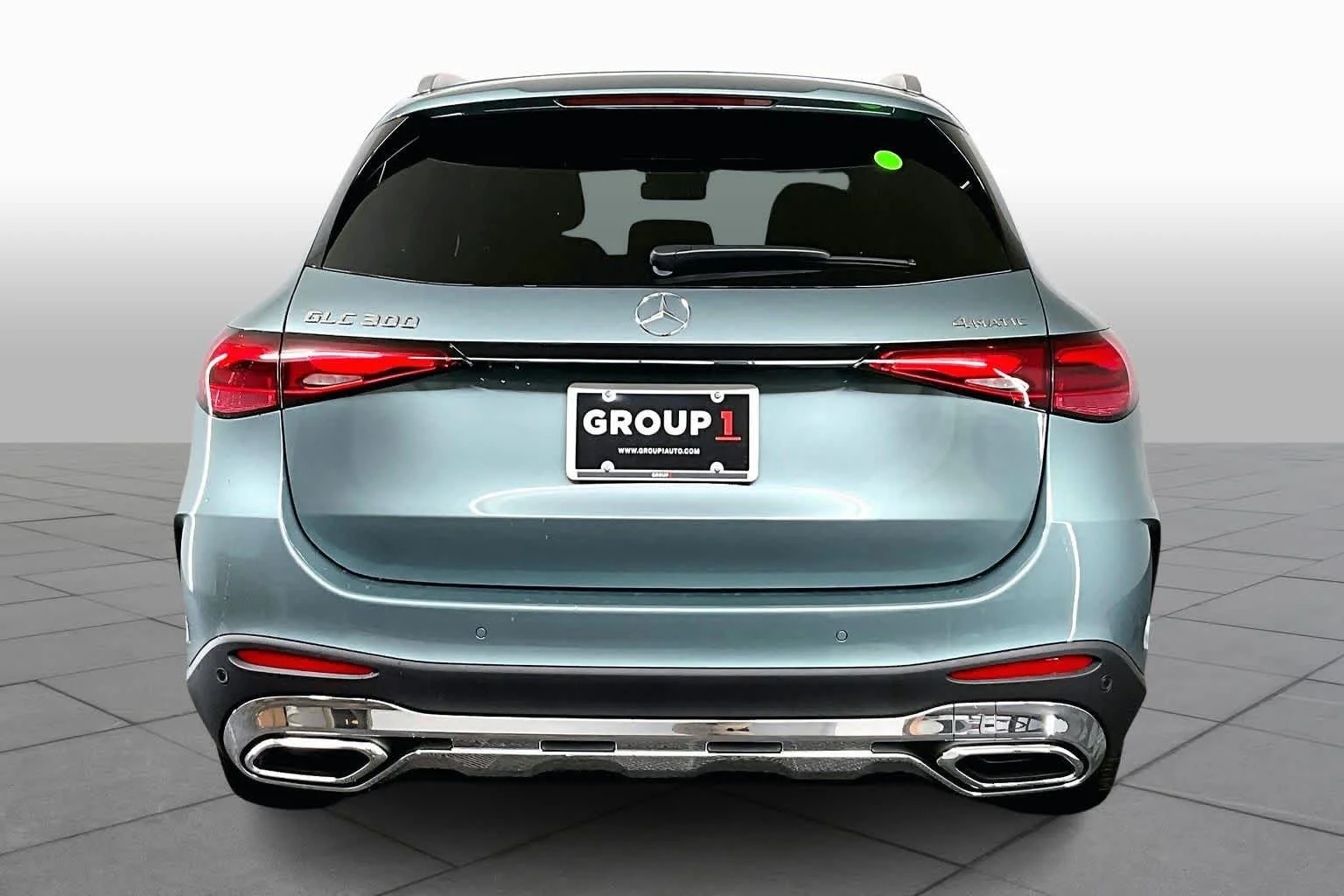 New 2026 Verde Silver Metallic Mercedes-Benz GLC 300 image 5