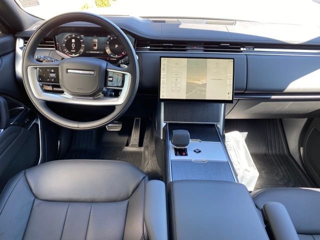 Used 2025 Silver Land Rover SE image 17