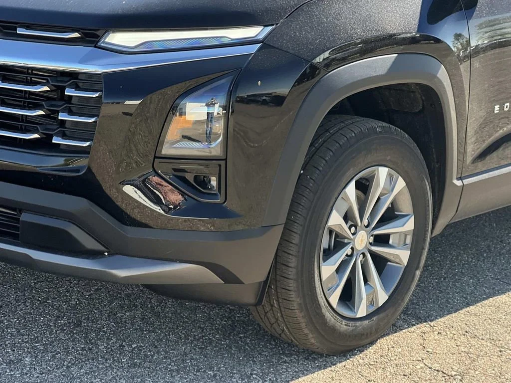 2026 Chevrolet Equinox LT - Photo 8